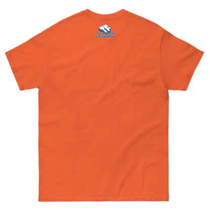 Orange Zwei Steine T-Shirt back view with Technosurf logo, featuring clever Einstein pun design. Perfect for bilingual humor lovers.